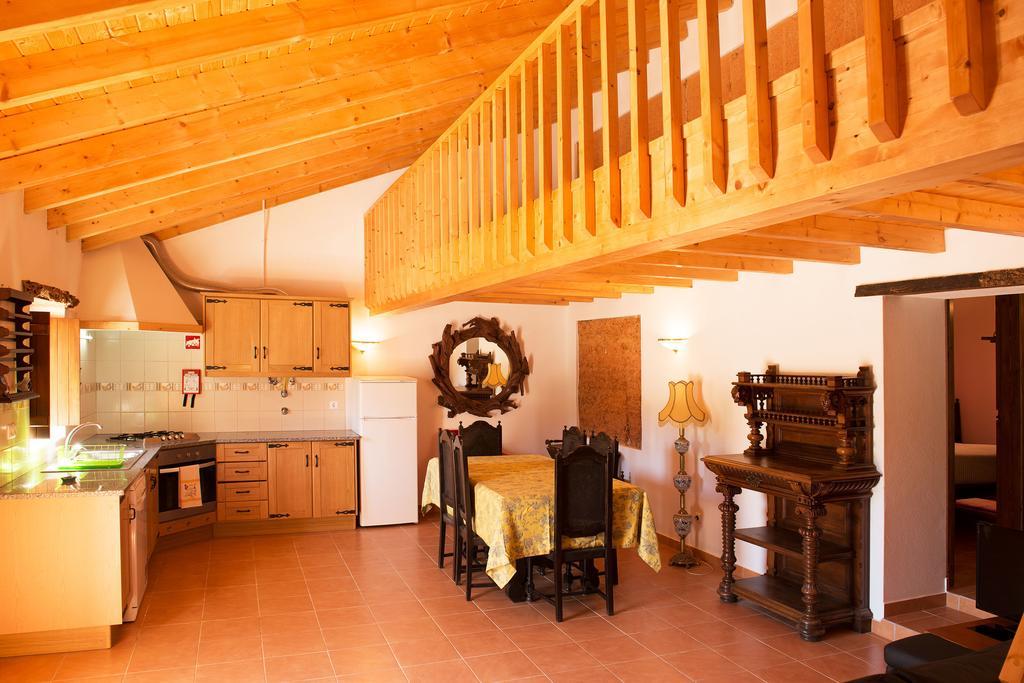 Recanto Da Ribeira Casas De Campo Monchique Rum bild