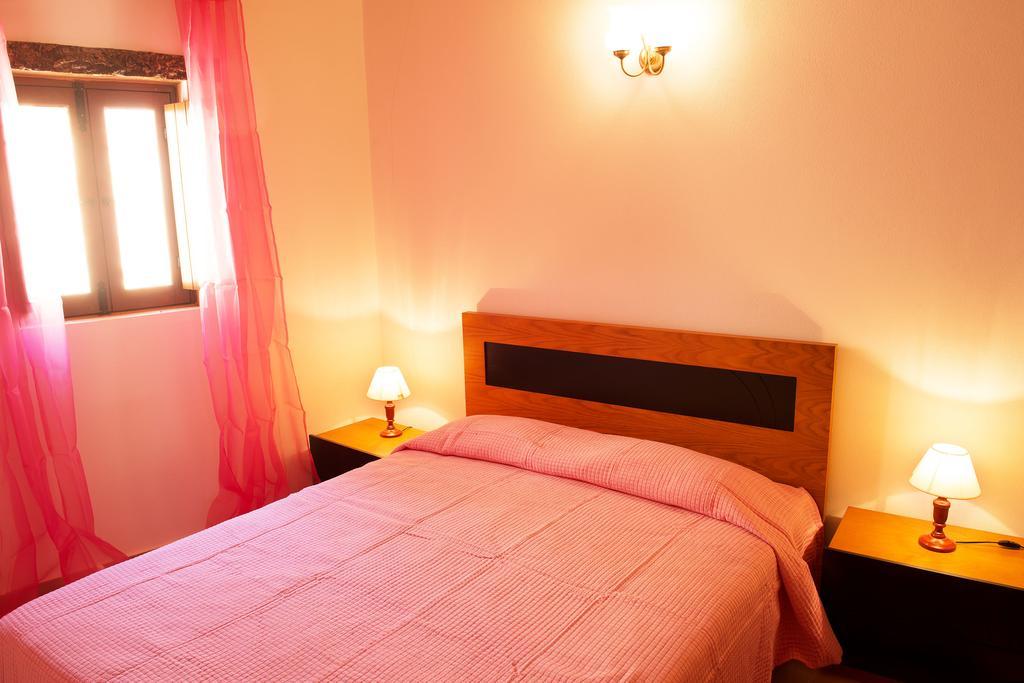 Recanto Da Ribeira Casas De Campo Monchique Rum bild